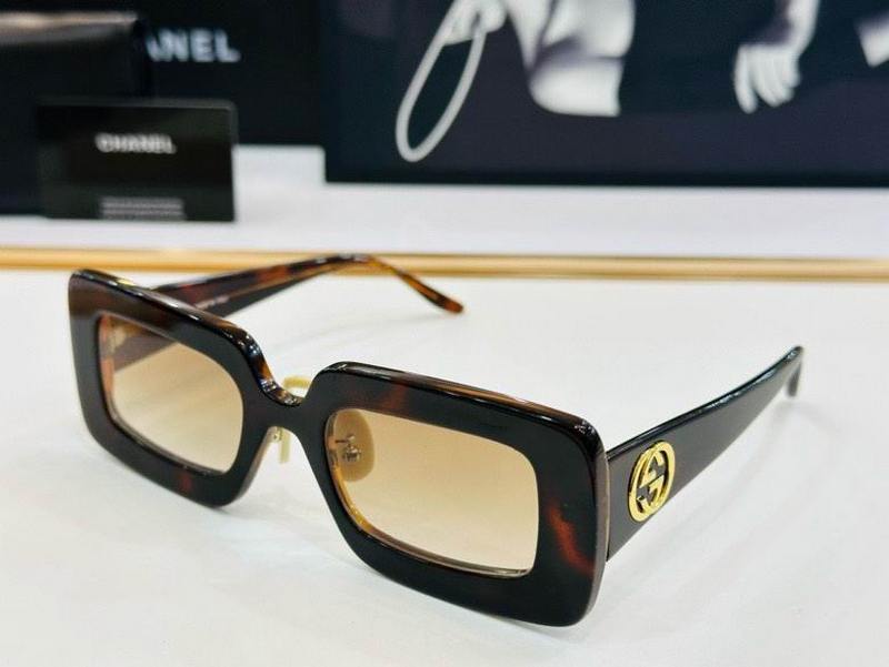 Gucci Sunglasses 554